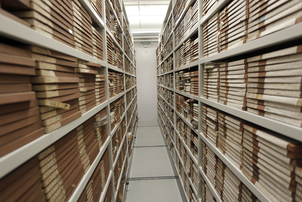 Commercial warehouse storage